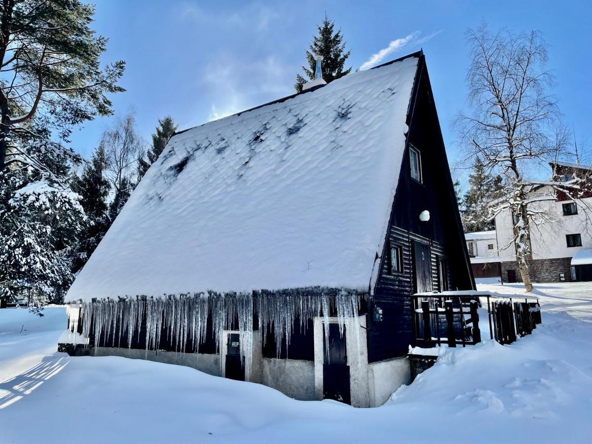 Hotel A Penzion Pegas Vlachovice Buitenkant foto