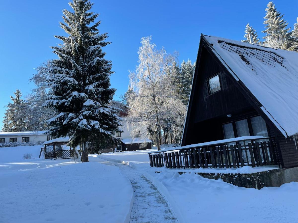 Hotel A Penzion Pegas Vlachovice Buitenkant foto