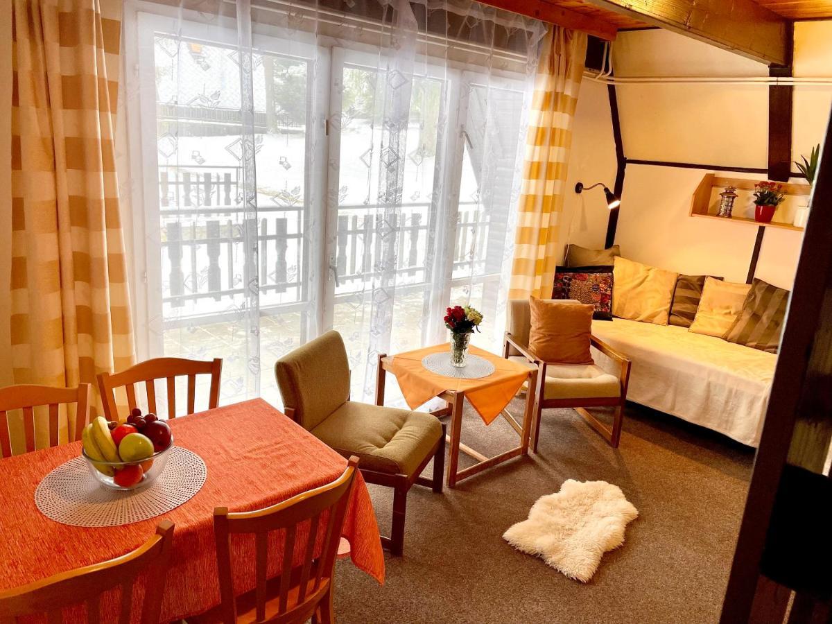 Hotel A Penzion Pegas Vlachovice Buitenkant foto